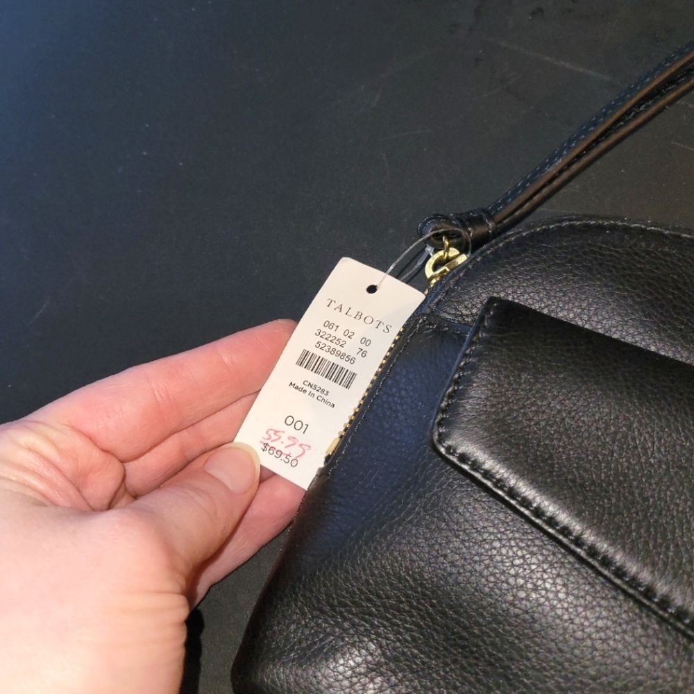 New Talbots Black Pebbled Leather Wristlet Purse - Picture 7 of 10